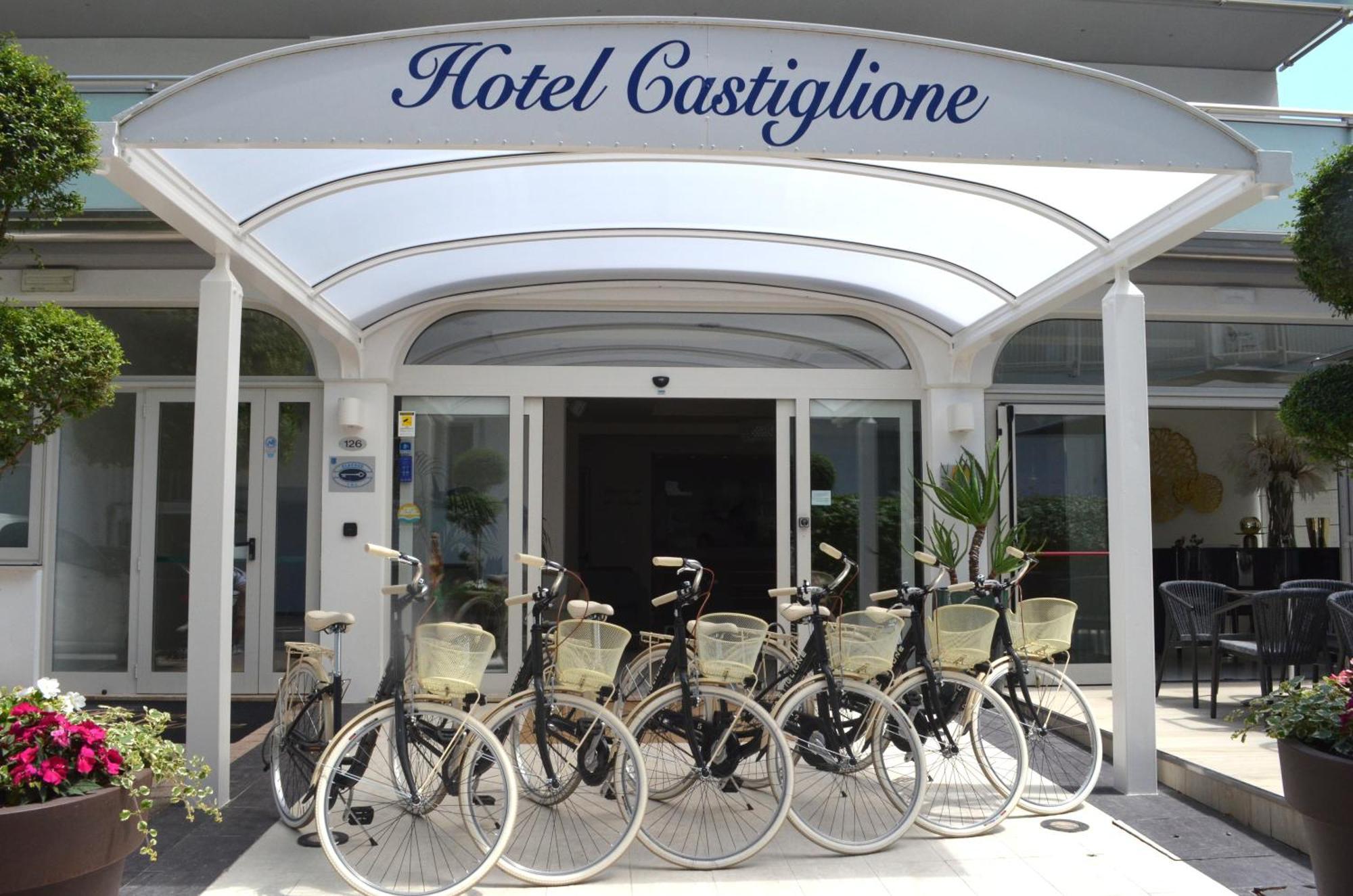 Hotel Castiglione Lignano Sabbiadoro Exterior foto