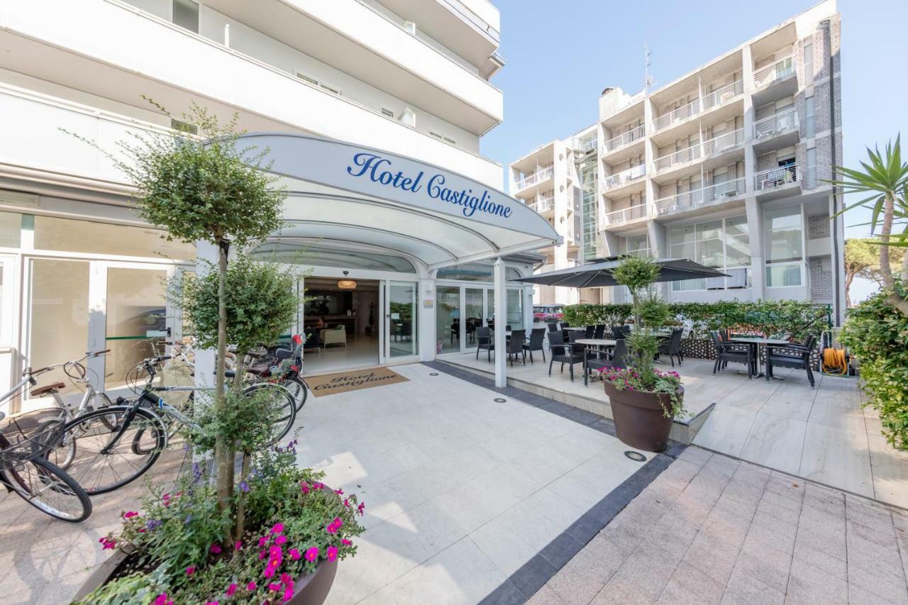 Hotel Castiglione Lignano Sabbiadoro Exterior foto